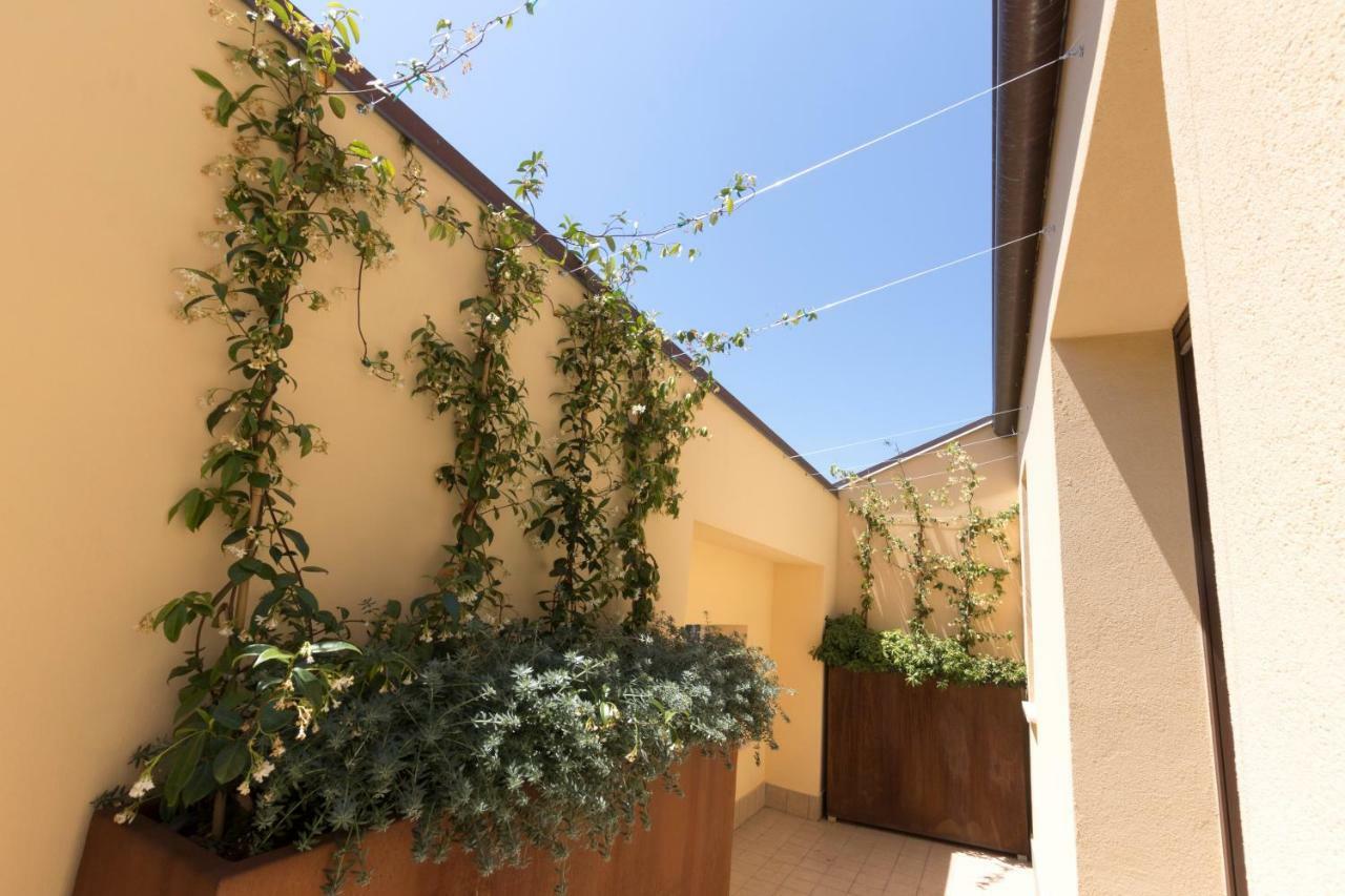Metropolitan Suites Ancona Exterior photo